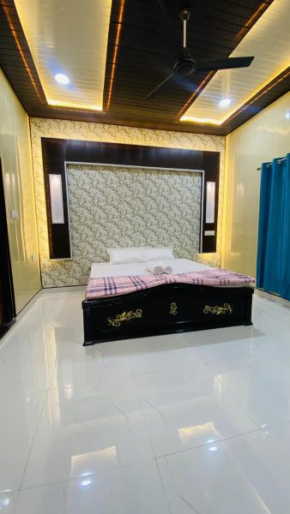 Mandir Saket Bhawan